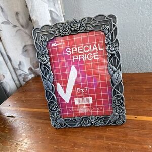 Silver Floral Ornate Metal Standing Vintage Picture Frame 5x7